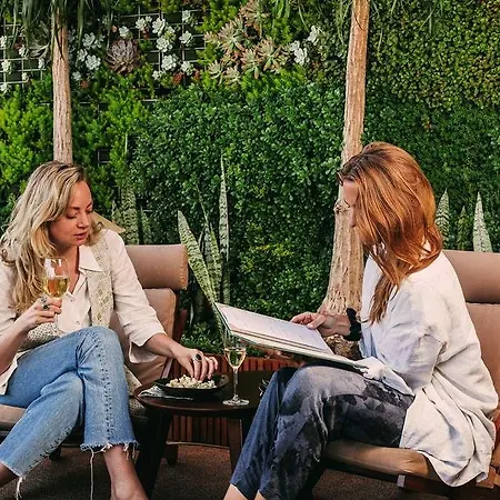 The Vintage & 5* Lisboa