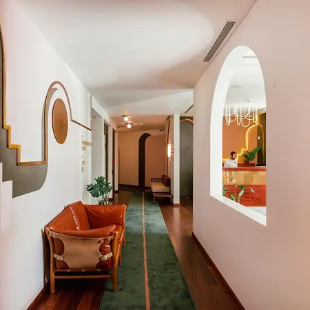 Ξενοδοχείο The Vintage & 5*