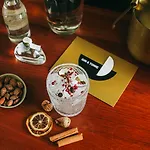 The Vintage & 5*