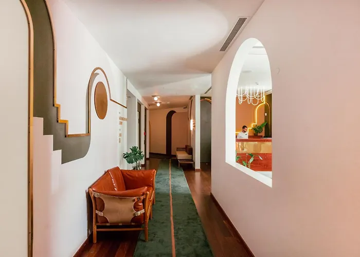 Hotel The Vintage & 5*