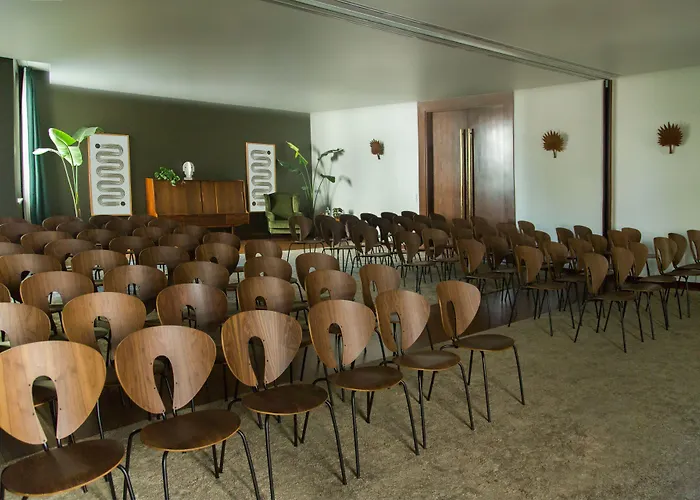 The Vintage & 5* Lisboa